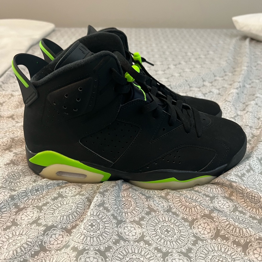 Size 10.5 Air Jordan 6 Electric Green